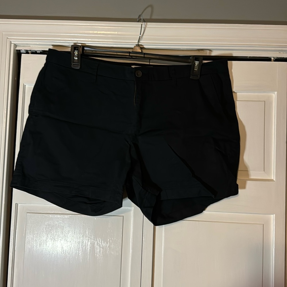 Old navy 5” inseam shorts